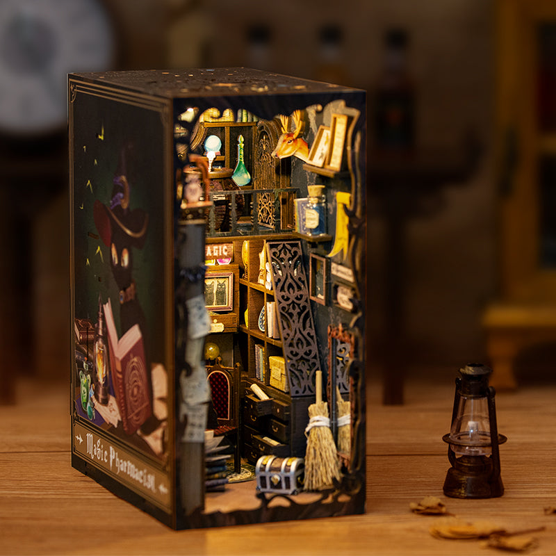 Cutebee Magic Pharmacist DIY Book Nook Kit – Miniature Dollhouse Shelf Insert