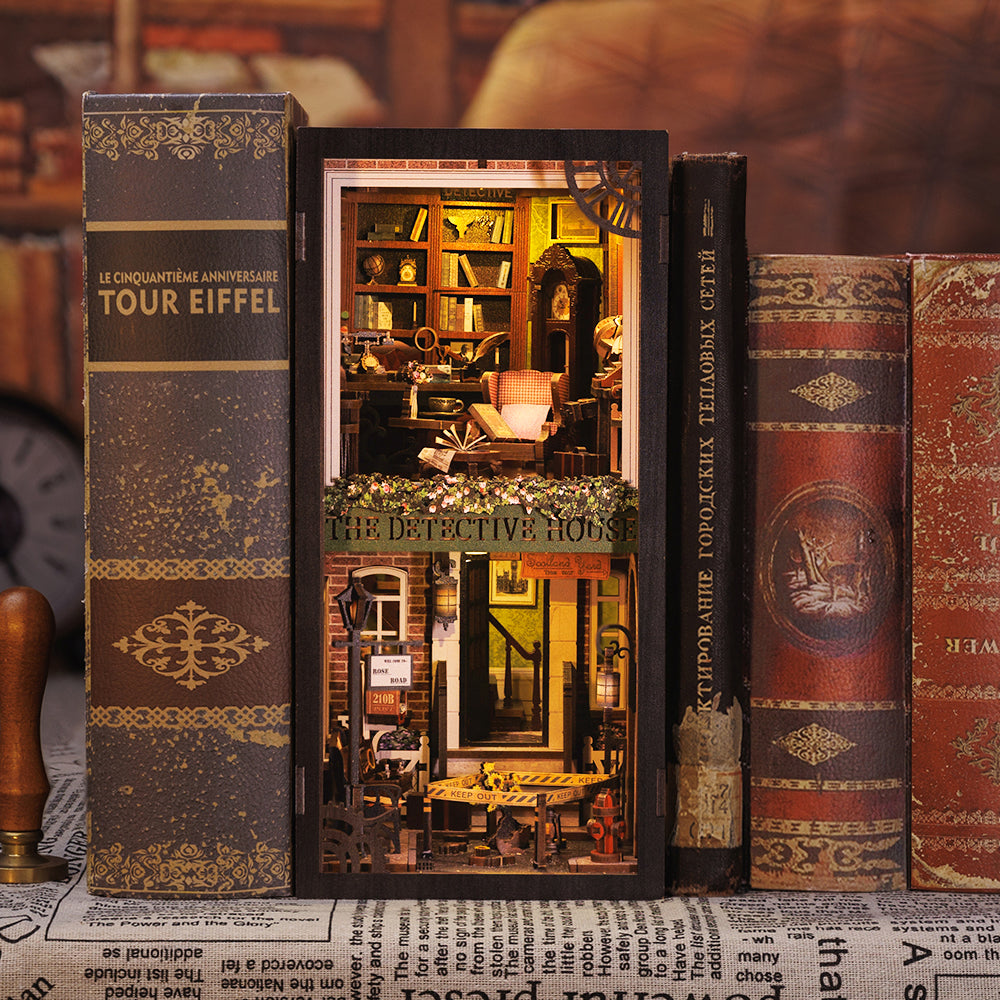 Cutebee Rose Detective Agency DIY Book Nook Kit – Miniature Dollhouse